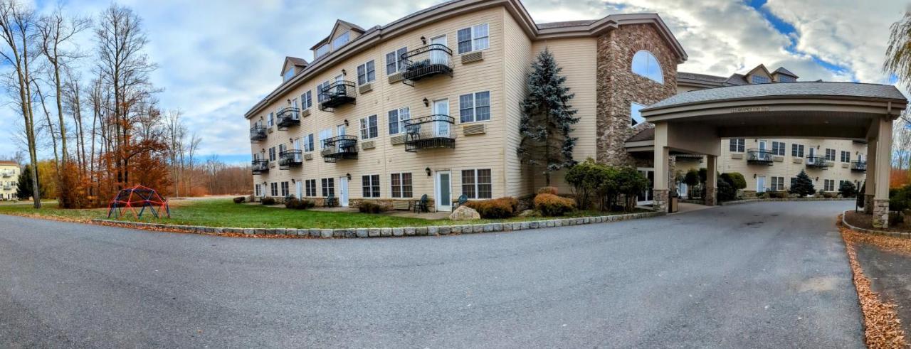 The Willowbrook Golf Hotel At Split Rock Lake Harmony Exterior foto